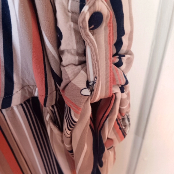 NWOT Torrid Disney Minnie Mouse challis zip front drawstring shirt dress 0X - Picture 3 of 5